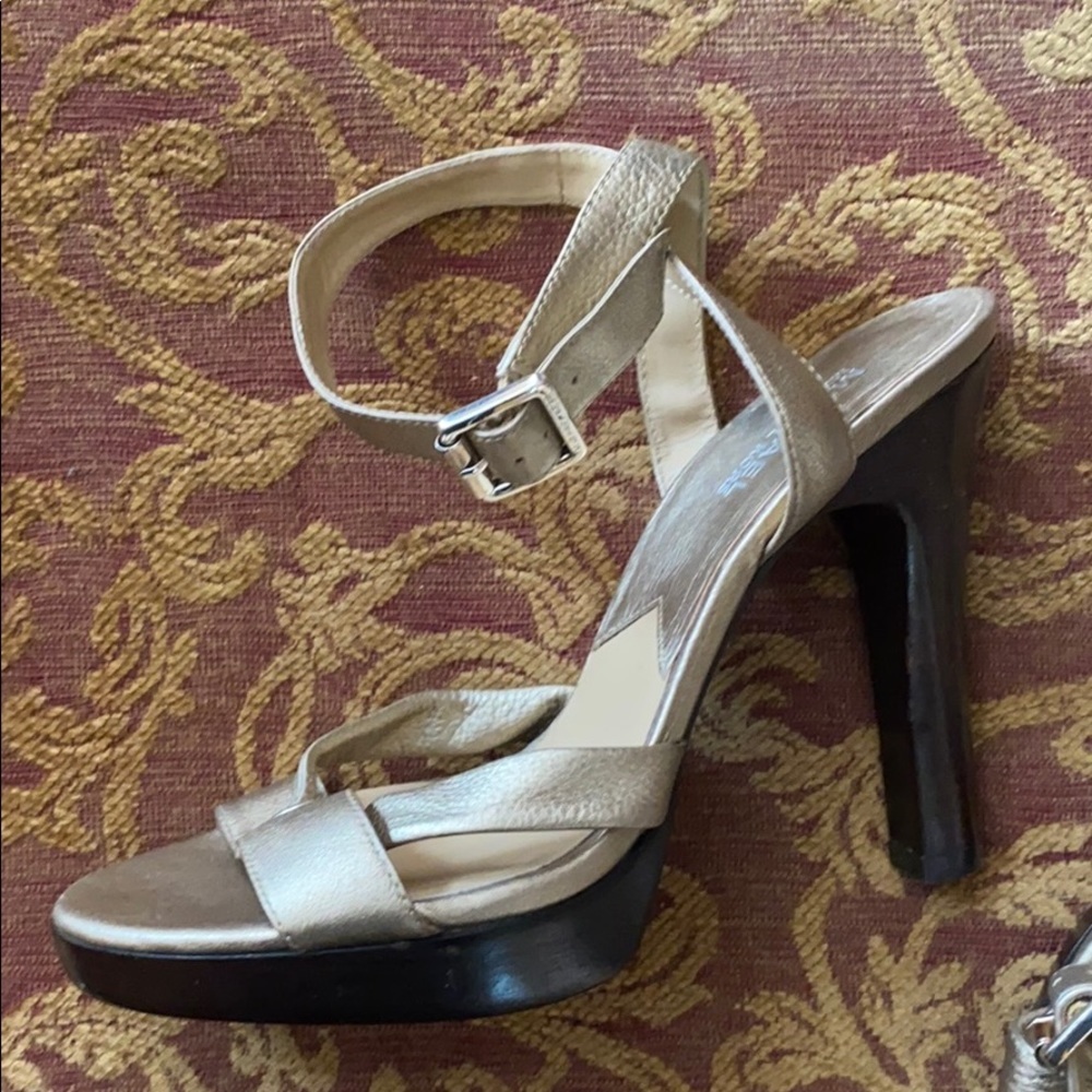 Michael Kors Gold leather platform heels
